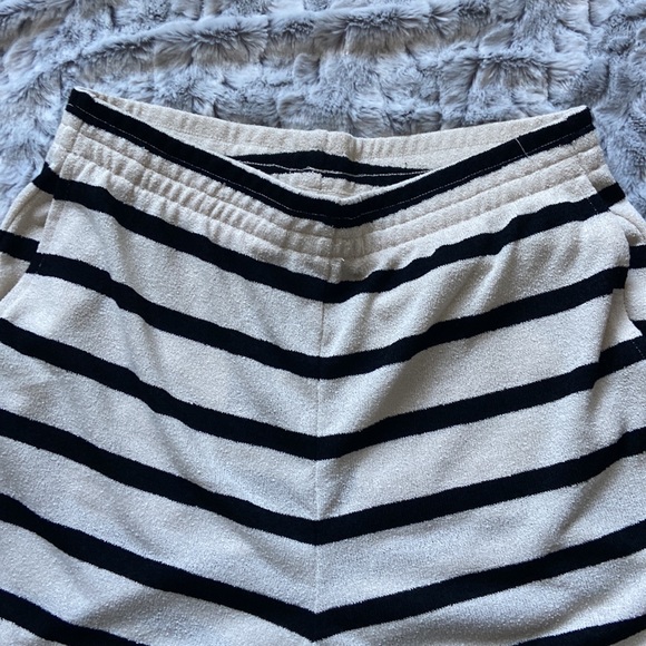 H&M Jersey Shorts - Picture 3 of 8